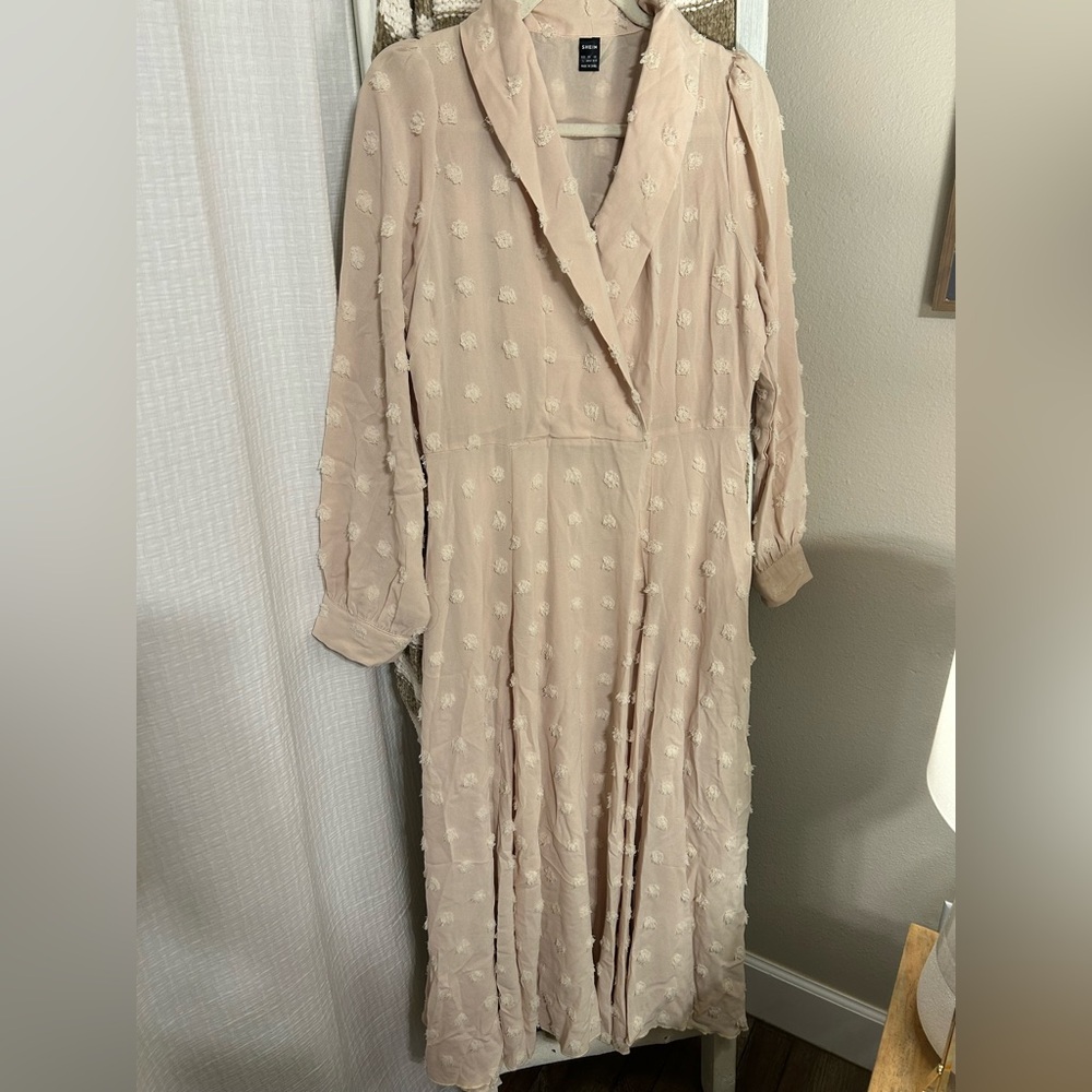 SHEIN Elegant Beige Swiss dot Women's Dress. Size Large